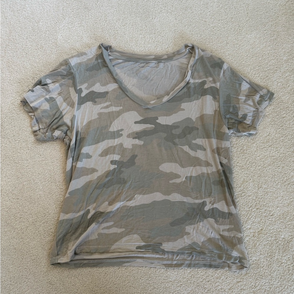Aerie Gray Camo V-Neck Women's Top